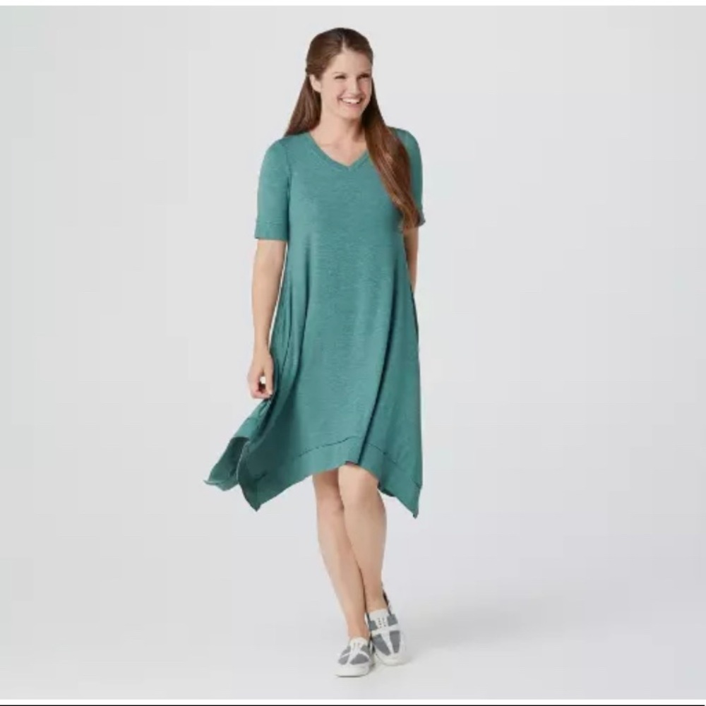 LOGO Lounge by Lori Goldstein Jersey Dress Pockets and Handkerchief Hem Teal M